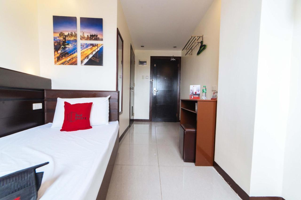 Reddoorz Near Victoria Mall Davao Ngoại thất bức ảnh