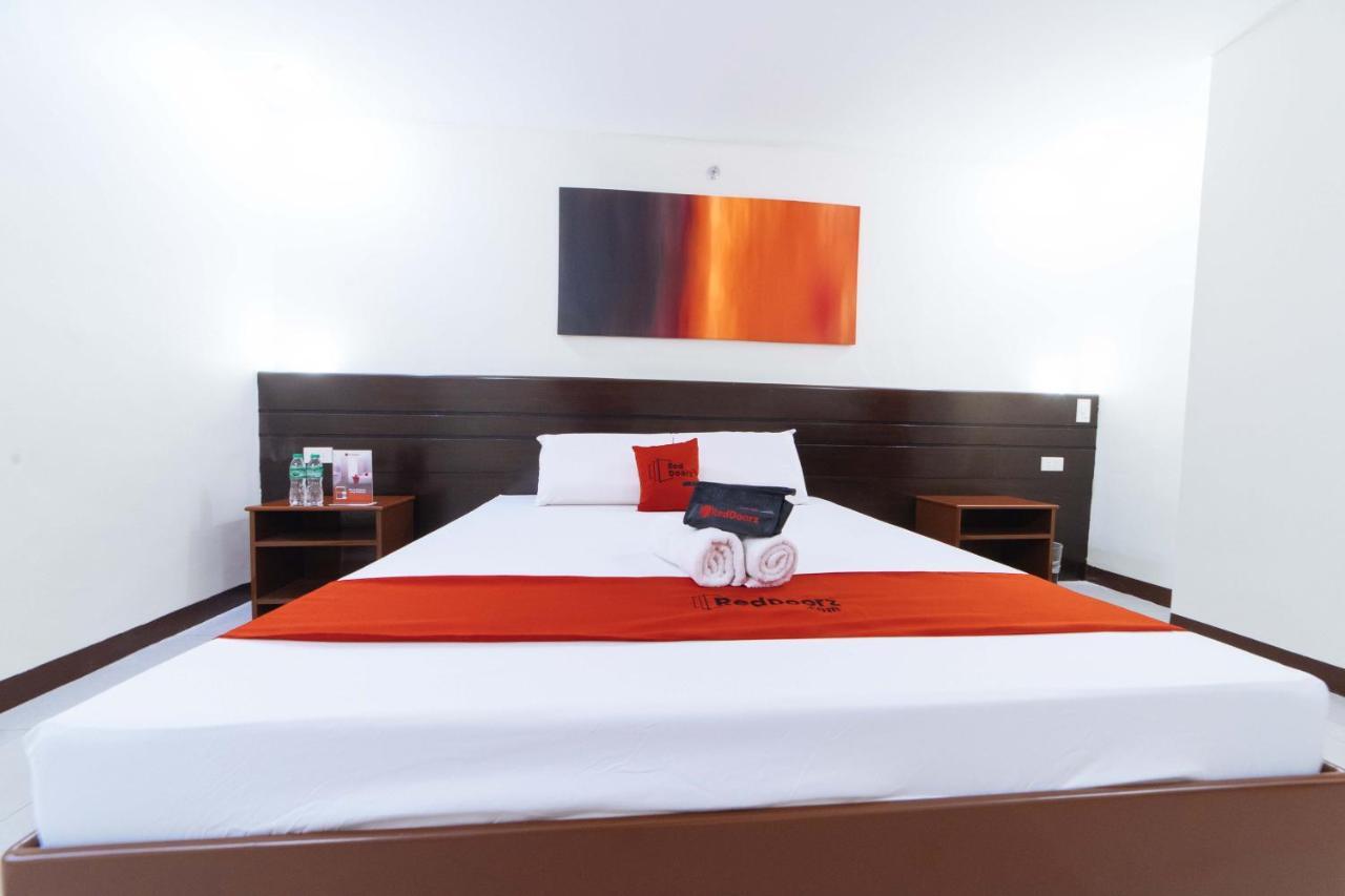 Reddoorz Near Victoria Mall Davao Ngoại thất bức ảnh